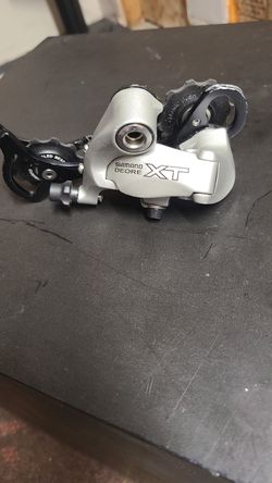 Xt rear derailleur