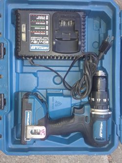 Hercules 20 volt hammer drill kit with 2.5 amp hour battery charger and hard shell case