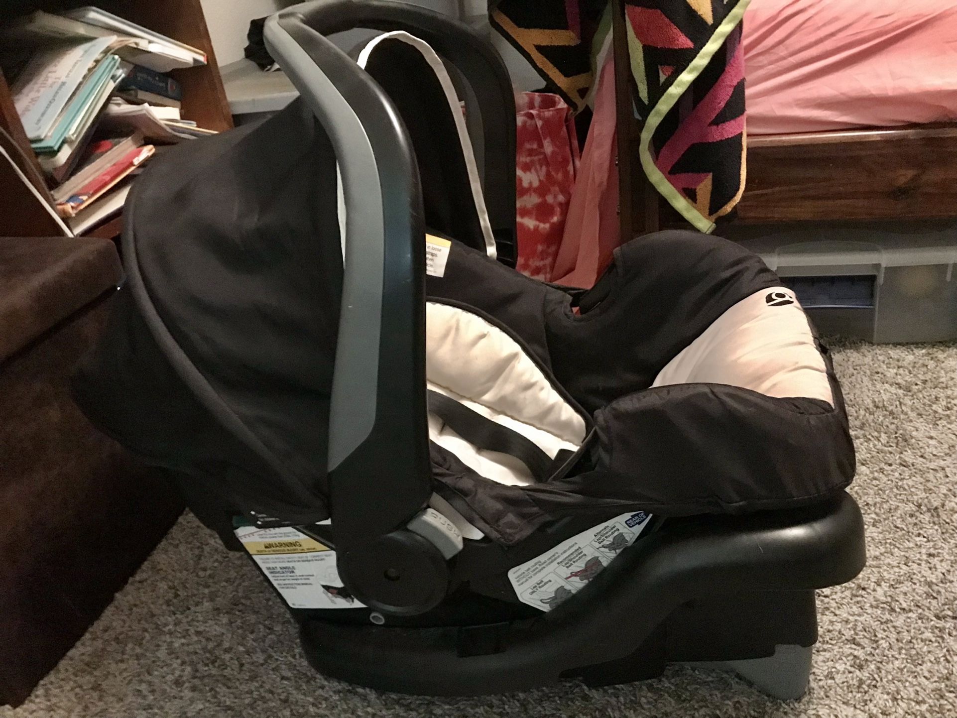 Infant Car Seat With Base.