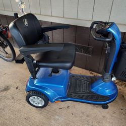 Scooter 🛴 Best Offer And Next Three Days Gets It