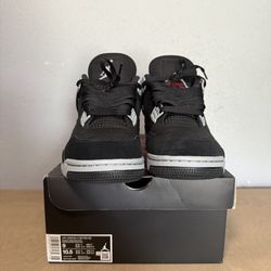 Jordan 4 Retro SE