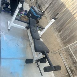 Weight Bench 