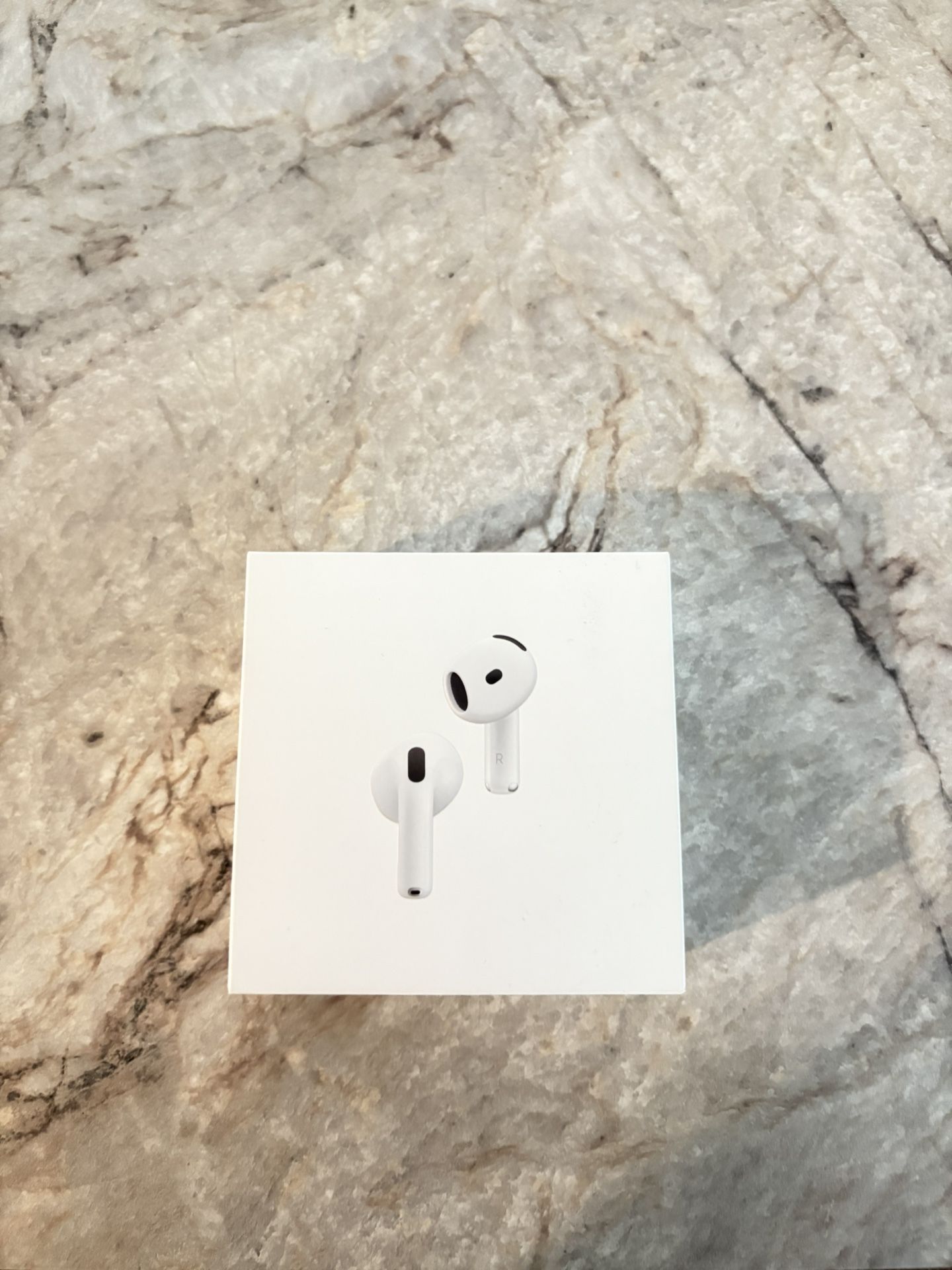 AirPods 4