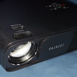 1080P LED Projector