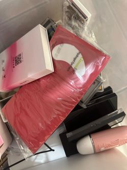 Lash extension supplies