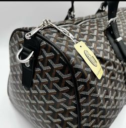 Boston Bag with Tags