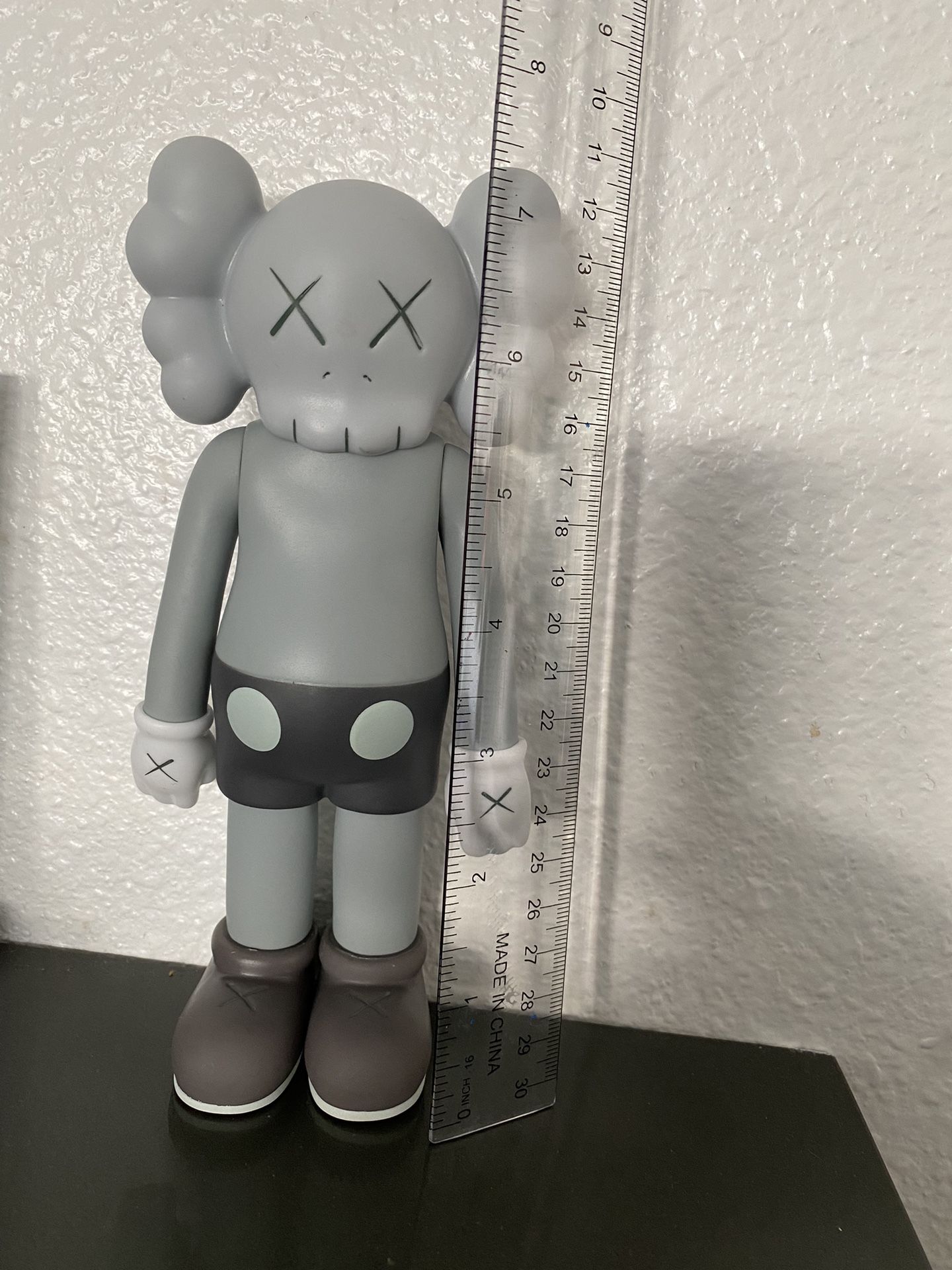 KAWS 7in Figure