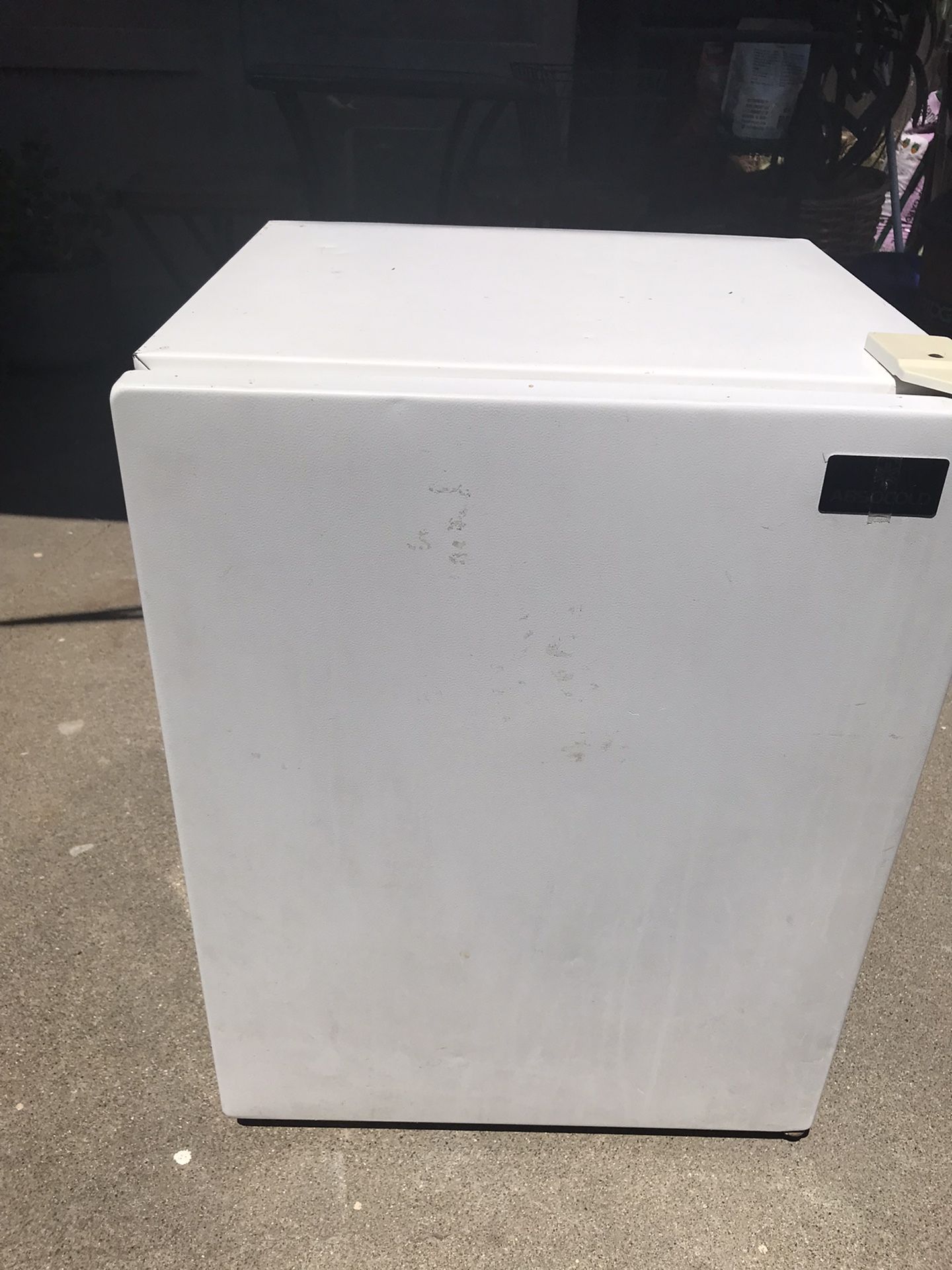 Mini Fridge