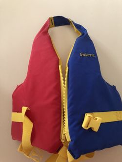 Child’s Stearns life jacket - 30-50 lbs