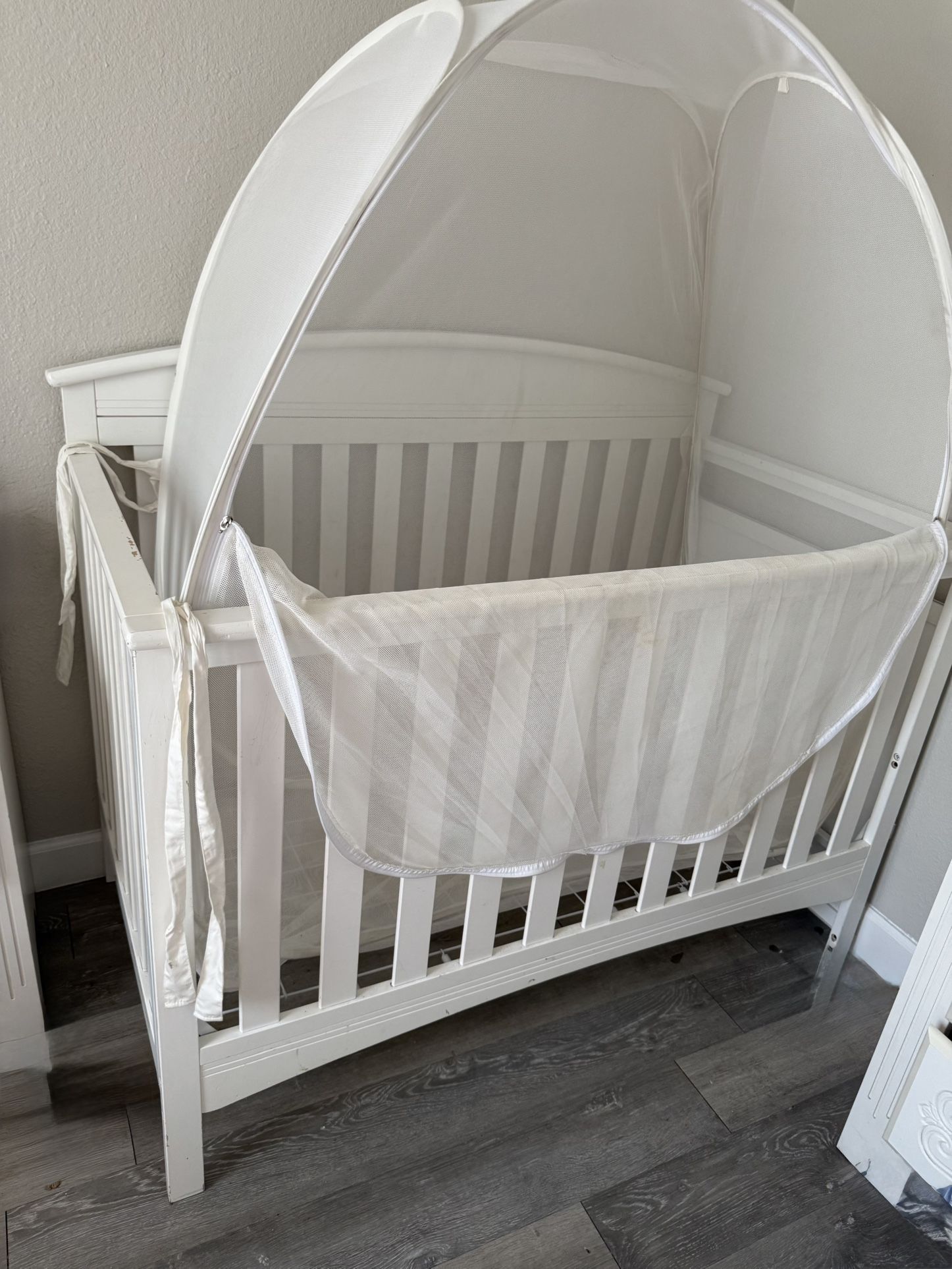 White Baby Crib + Safety Net