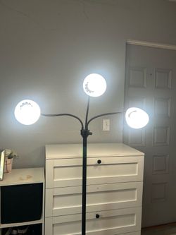Floor lamp