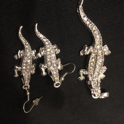 Alligator Rhinestone embellished earrings Independent