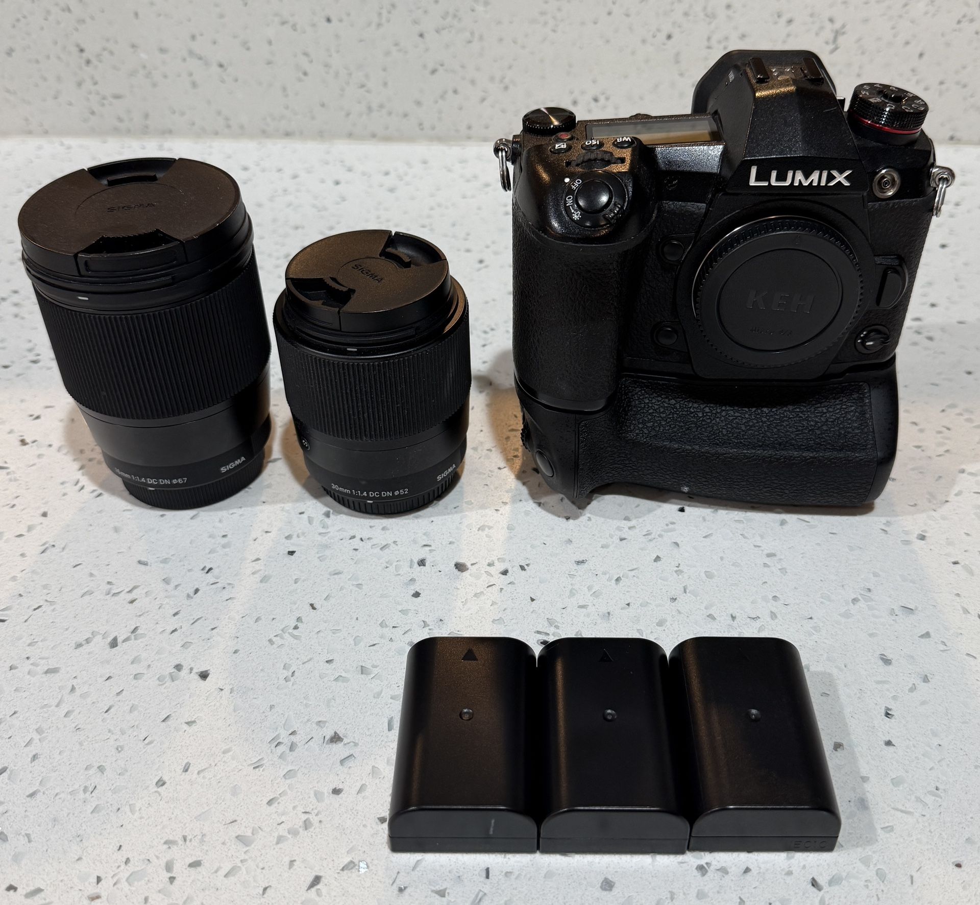 Panasonic LUMIX G9 Camera Sigma 16mm & 30mm Lens Dji Rs3 Gimbal