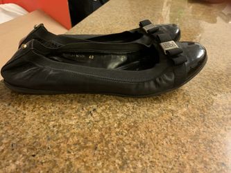 Carolina Herrera Flat - size 7.5