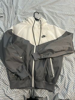 Grey Nike Windbreaker Size S