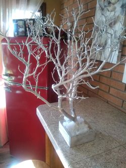 Decorative piece