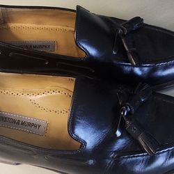 Johnston & Murphy black leather Loafers (Size 10)