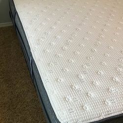 Serta iSeries Adjustable Bed Base with Mattress