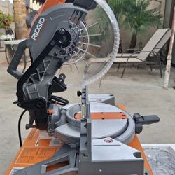 Ridgid 10 in. Dual Bevel Compound Miter Saw 