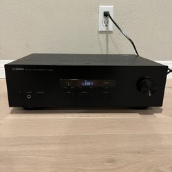 Yamaha R-S202 Audio Home Theater Receiver amplifier 