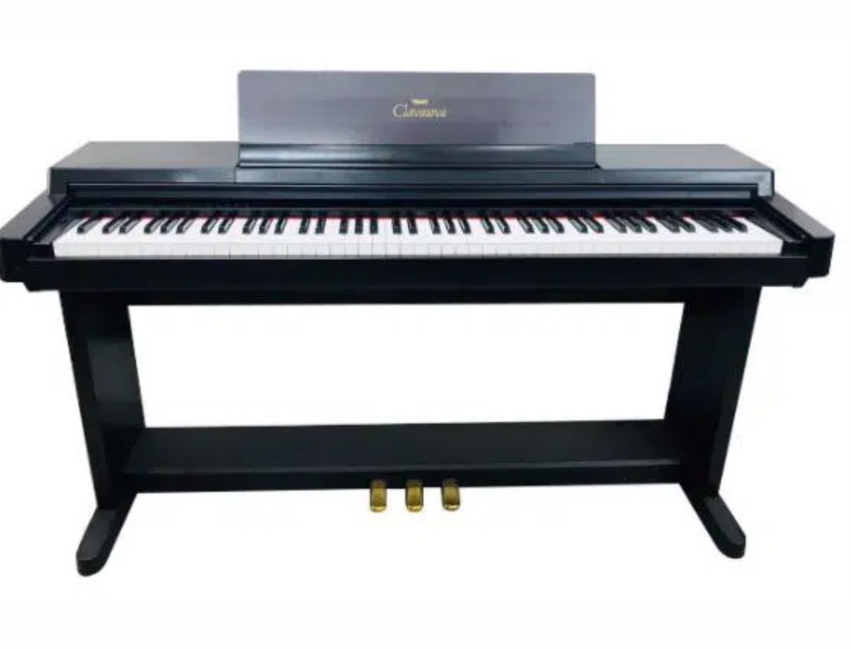 Yamaha Clavinova CLP 560 AWM Digital Piano 