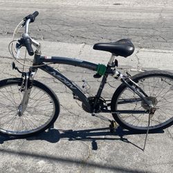 Motiv Newport FS bicycle 