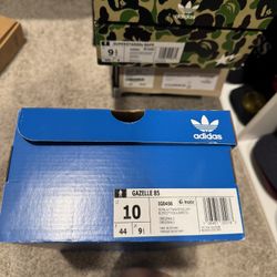 FOR SALE: ADIDAS GAZELLE BLUE