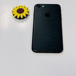 IPhone 7   128GB Fully unlocked 