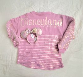 Like New DISNEY EARidescent SPIRIT JERSEY SMALL AND EARS!