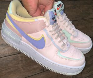 Nike size 8.5 women