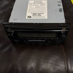 Toyota Four runner Original Radio 