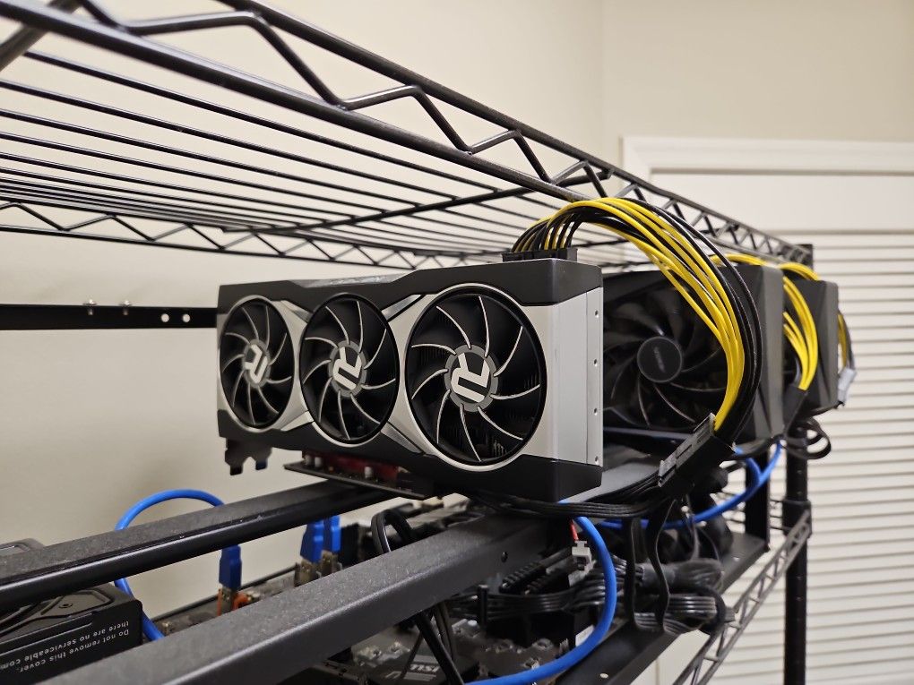 Mining Rig With AMD 6900 XT & 2 Gigabyte 6800 XT