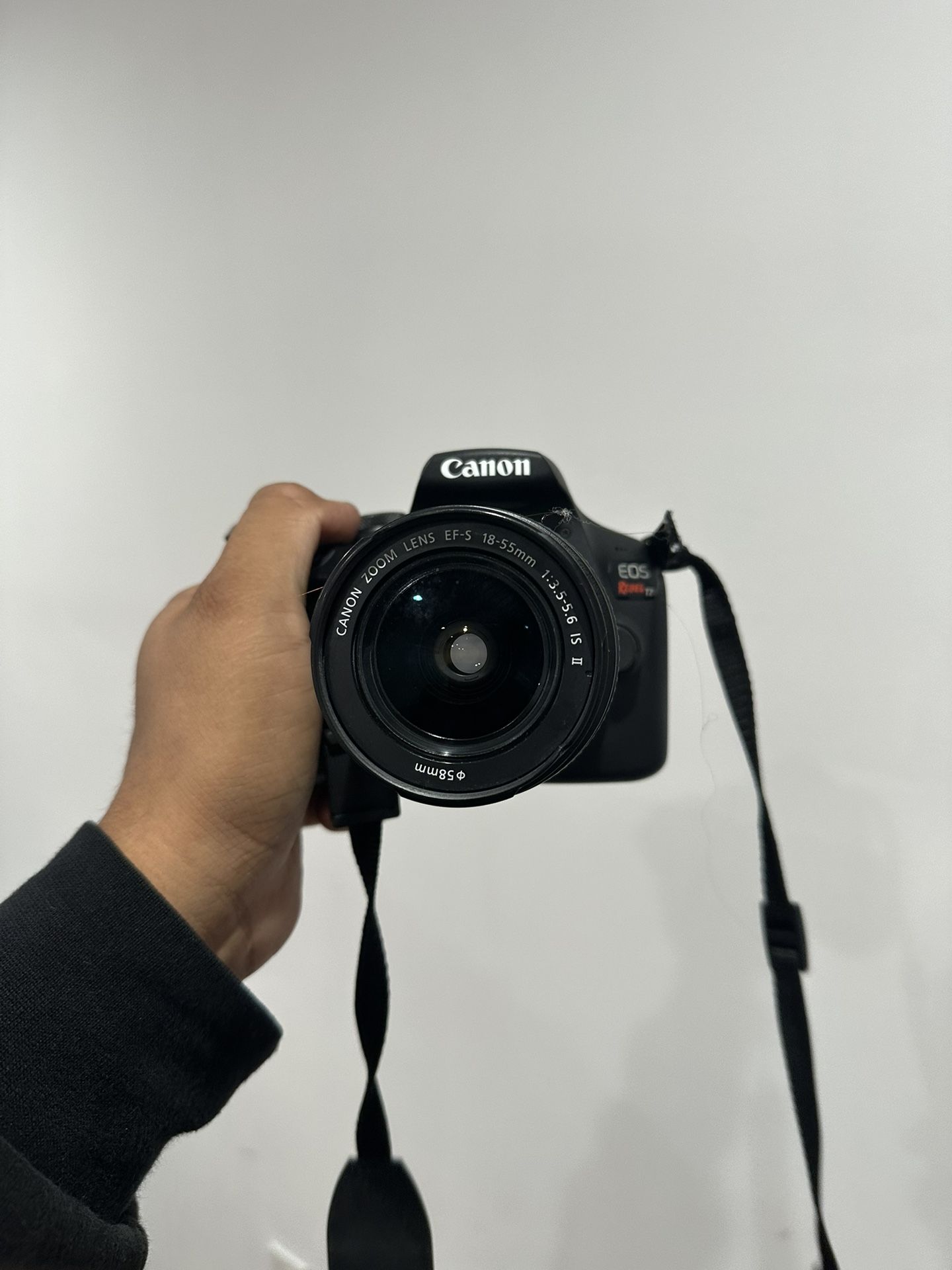 Canon EOS Rebel T7 Camera Bundle READ DESCRIPTION