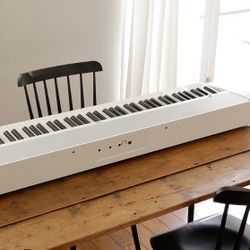 Piano (Korg, Weighted Keys/88)