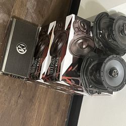 6 by 9s, 2 1200 subwoofers, and Memphis amp