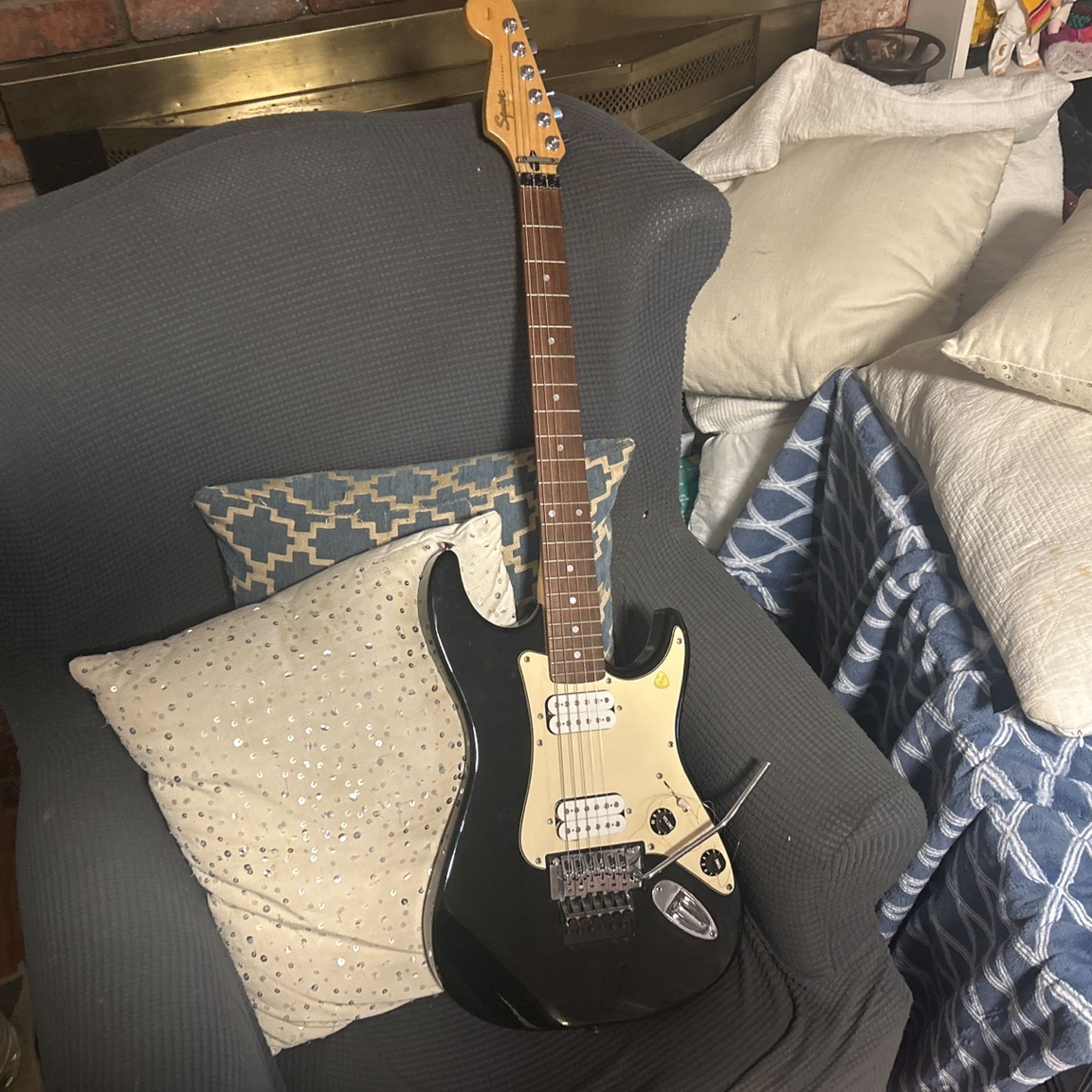 Squire stage master with floyd rose system