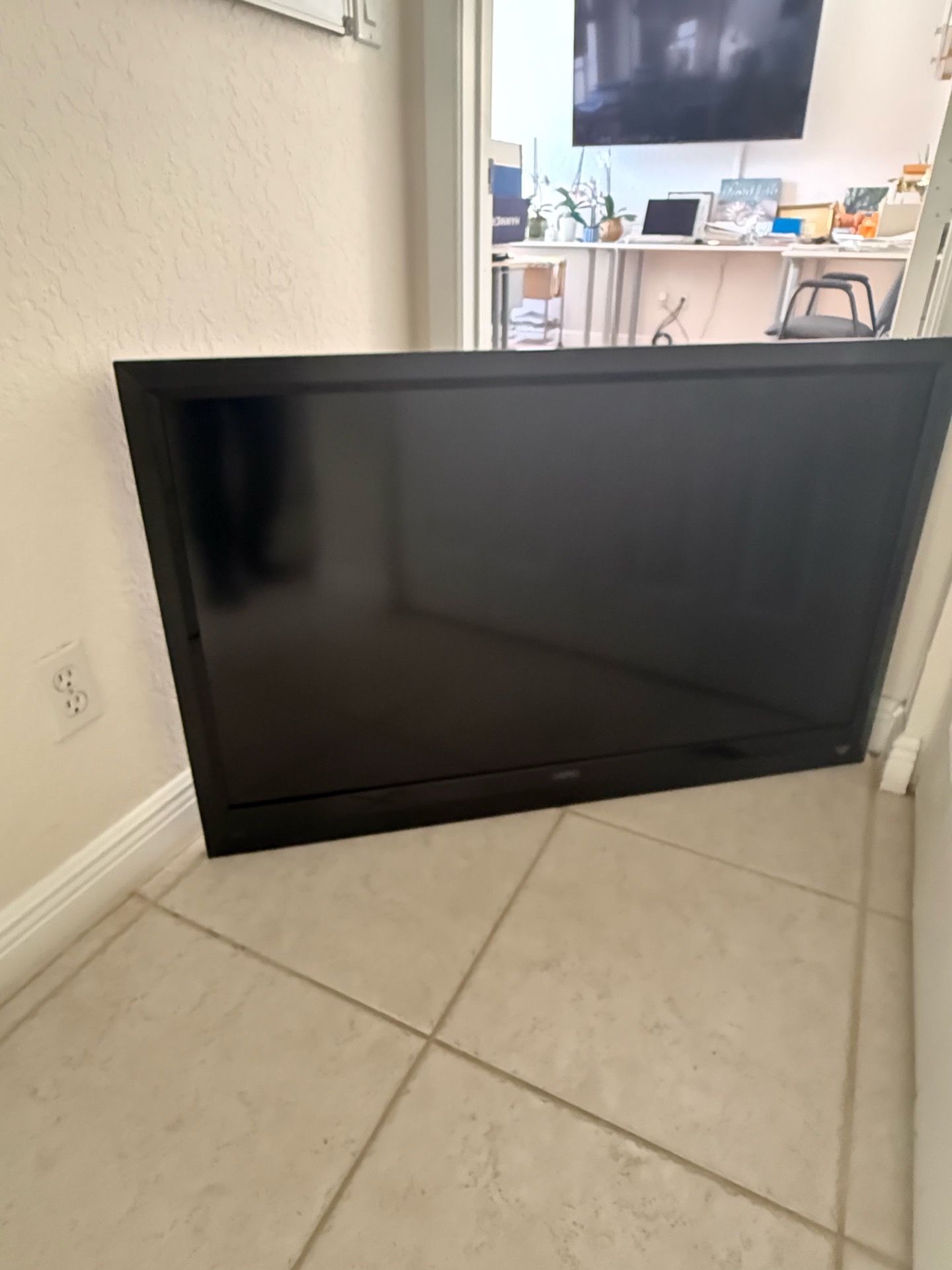 32 “ Vizio