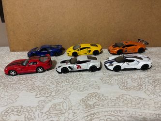Kinsmart sport cars scale 1/36
