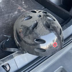 Razor Helmet - Medium