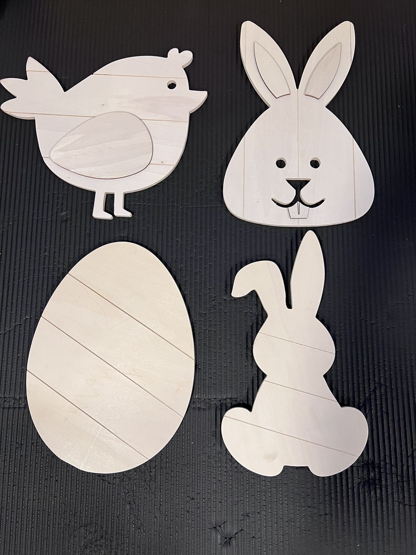 NEW (LOT): 4 Easter Wood Shapes  - Paintable