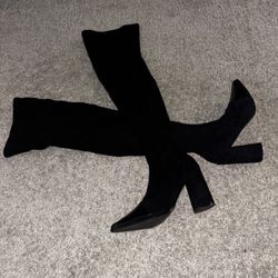 Over The Knee Black Boots – PrettyLittleThing – Size 8.5