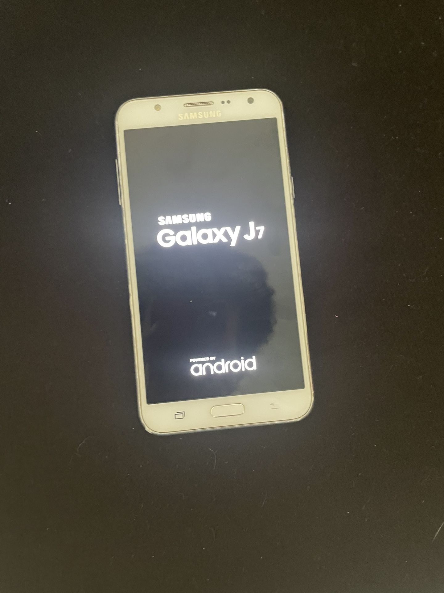 Samsung Galaxy J7 White