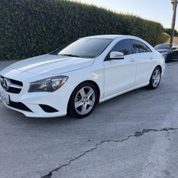 2015 Mercedes Benz CLA250