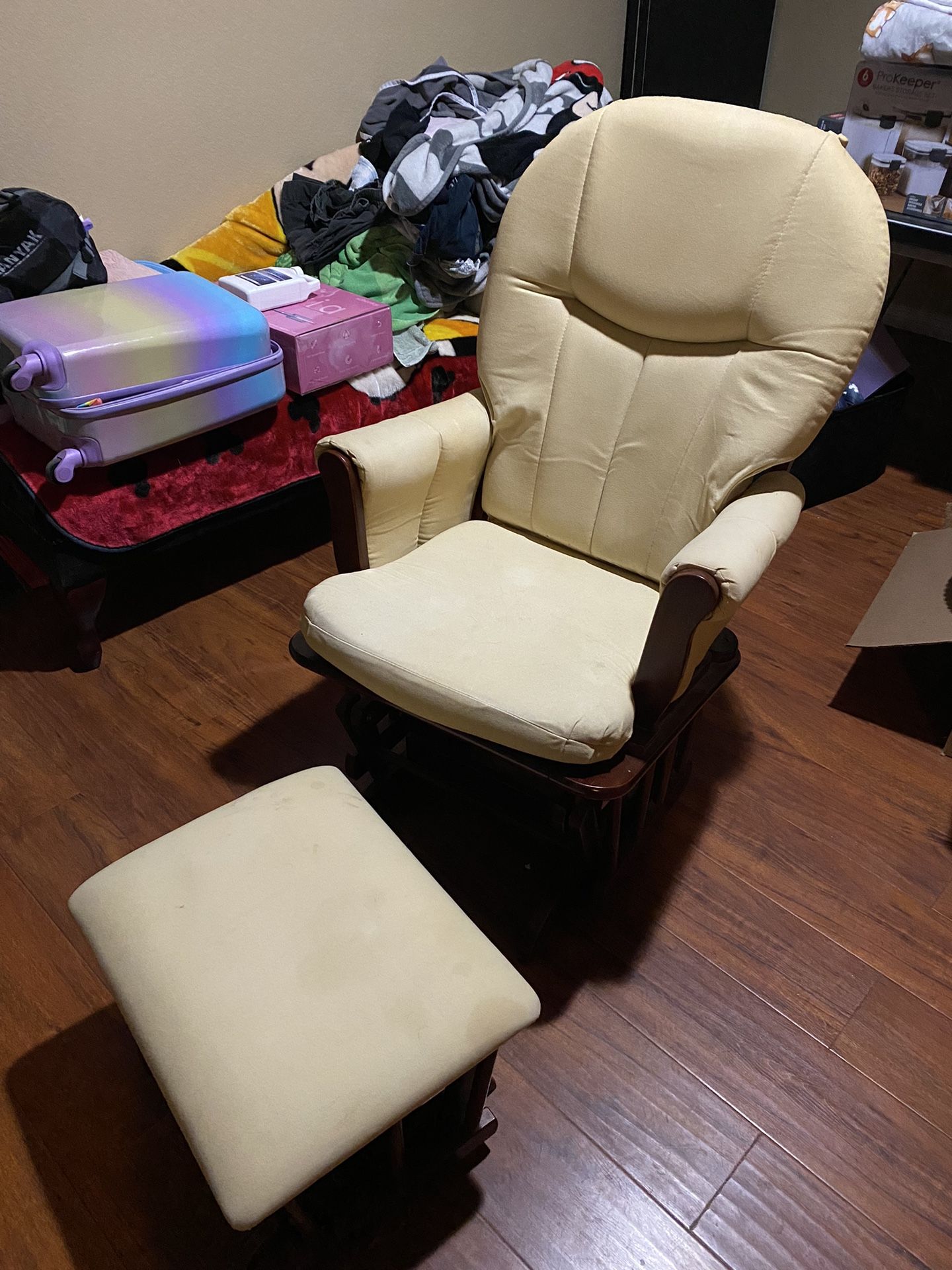 Rocker Glider