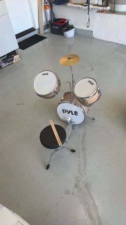 Pyle Kids Drum Set