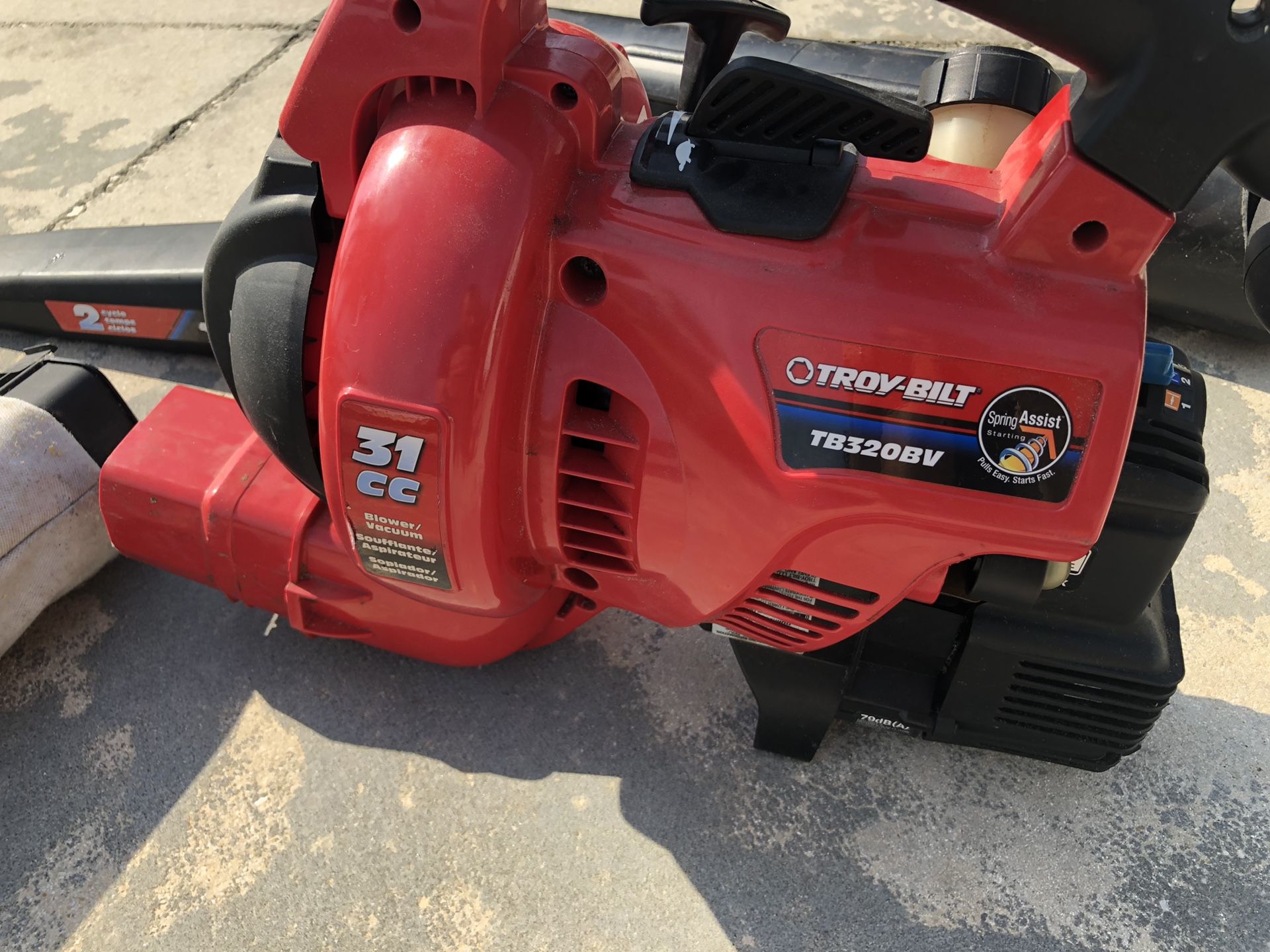 Troy Built 31cc 2 Stroke Gas Blower & Vacuum Combo for Sale in JUPITER