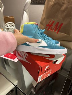Blazers Grade School Unisex Size 5