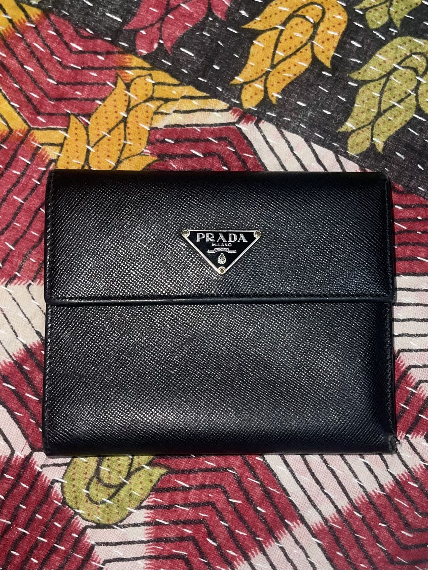 PRADA Black Leather Wallet “Saffiano” Authentic 