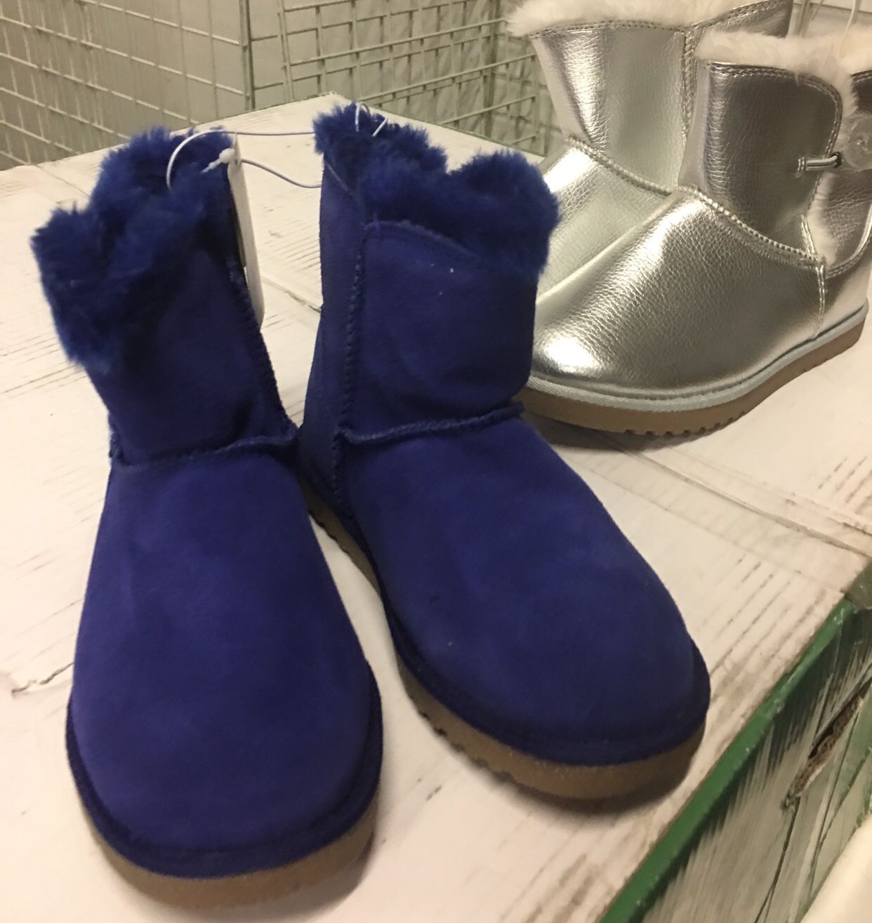 Girls boots