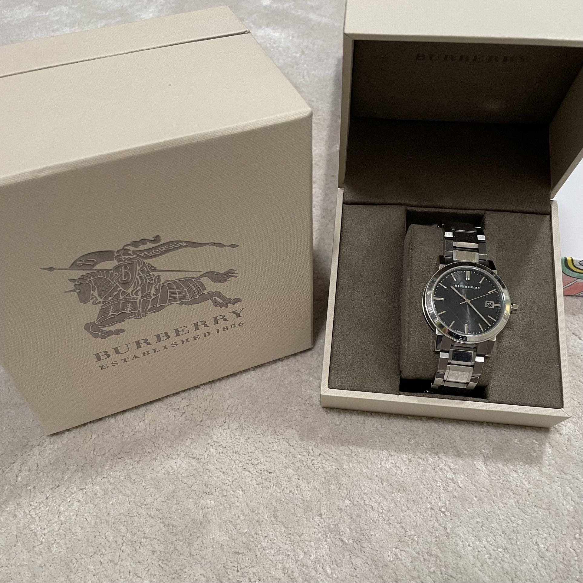 Unisex Burberry 38mm Stainless Steel Watch With Box 